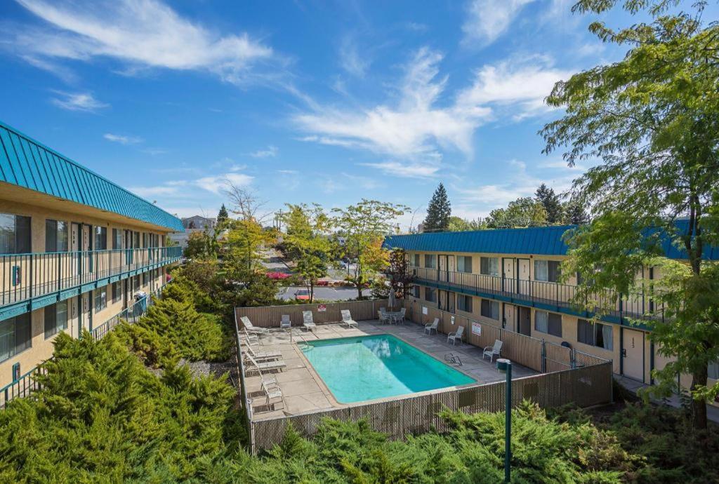 Fairbridge Inn Moscow Exterior photo